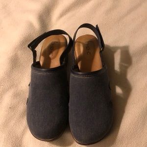 B.O.C clogs